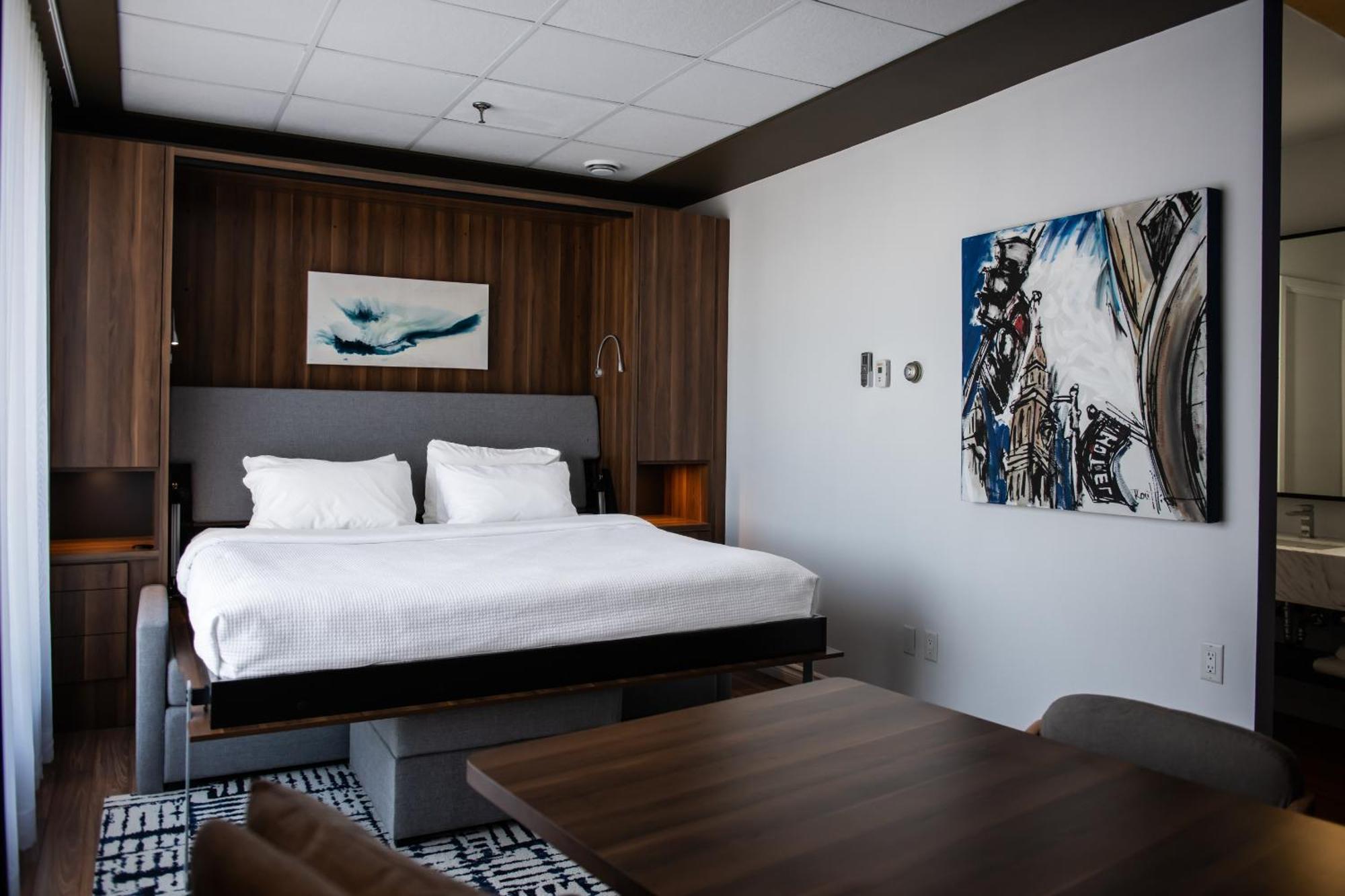 Hotel Chicoutimi, Affilie A Hyvi Экстерьер фото
