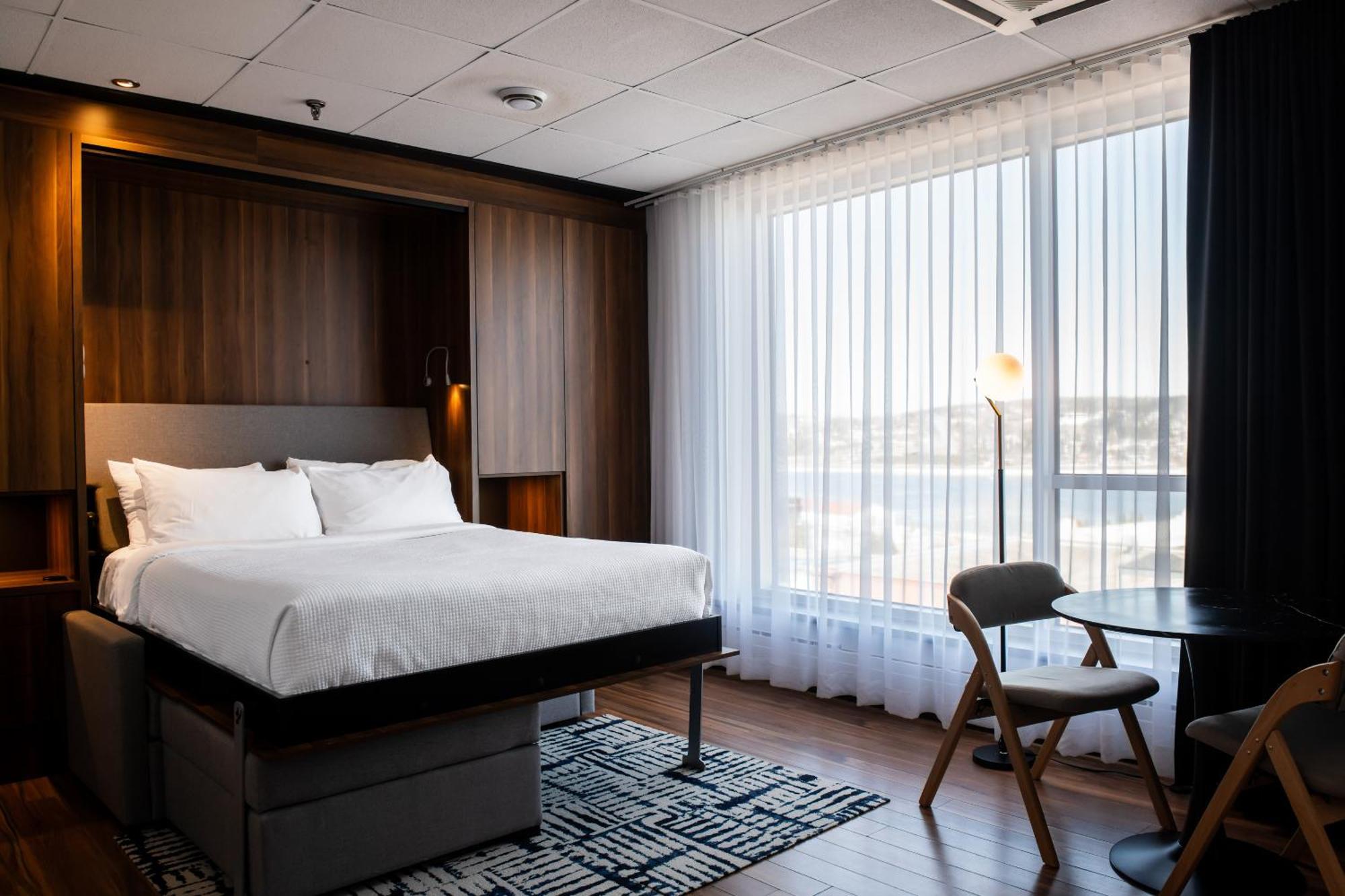 Hotel Chicoutimi, Affilie A Hyvi Экстерьер фото
